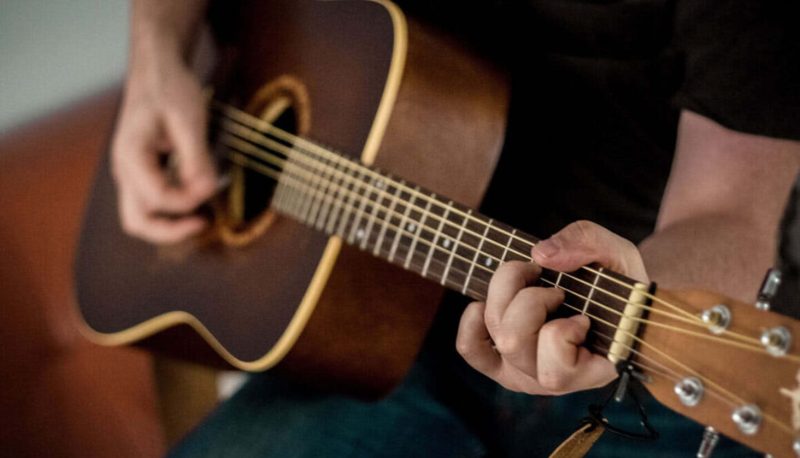playing-guitar